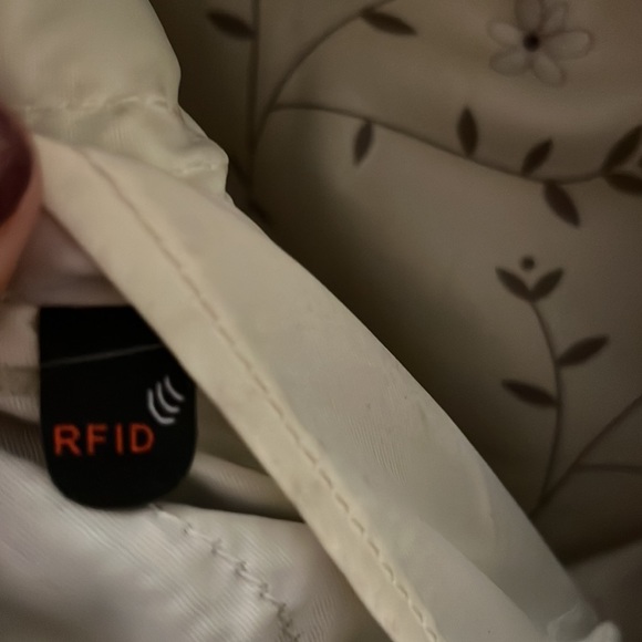 SHERPANI black quilted crossbody handbag purse with RFID Pocket - Picture 9 of 9